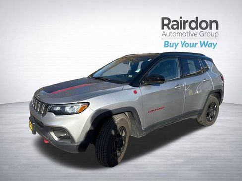 Used 2024 Jeep Compass Trailhawk image 32