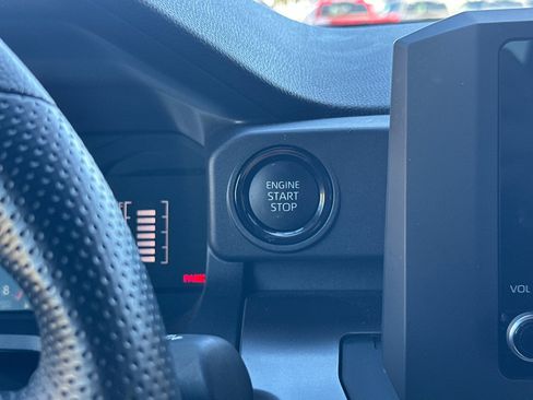 Used 2025 Toyota Tacoma SR5 image 20