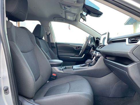 Used 2025 Toyota RAV4 LE image 35