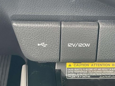 Used 2020 Toyota Camry XSE FWD image 27