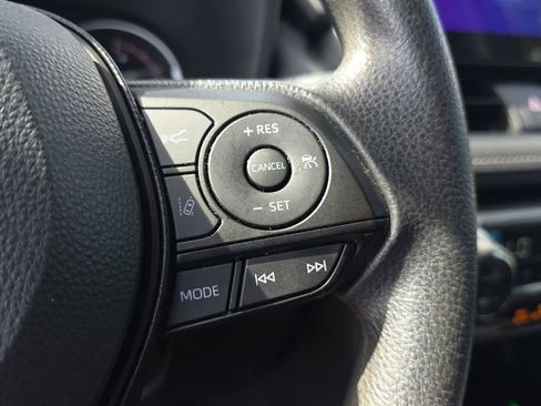 Used 2025 Toyota RAV4 XLE w/ Convenience Package AWD/4WD image 21