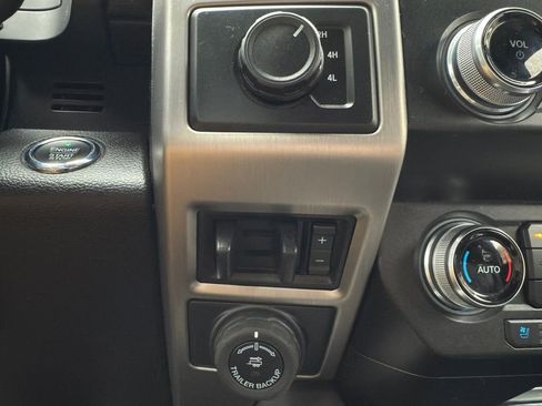 Certified 2021 Ford F450 Platinum w/ FX4 Off-Road Package image 25