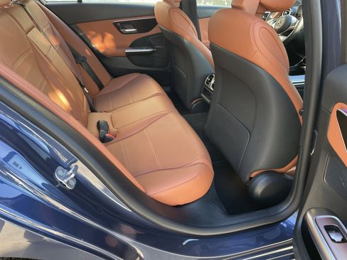 Used 2025 Mercedes-Benz C 300 Sedan image 47