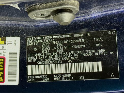 Certified 2022 Toyota Highlander XLE image 32