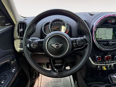 Used 2019 MINI Cooper Countryman SE w/ Premium Package image 14