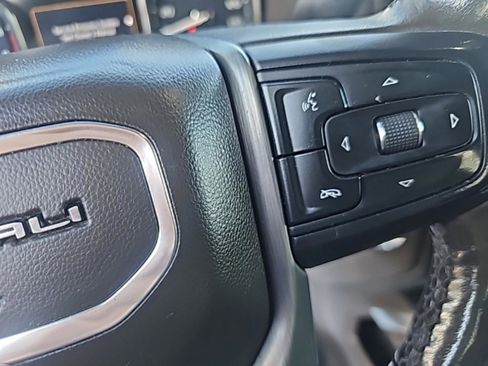Used 2022 GMC Sierra 1500 Denali w/ Denali Premium Package image 21
