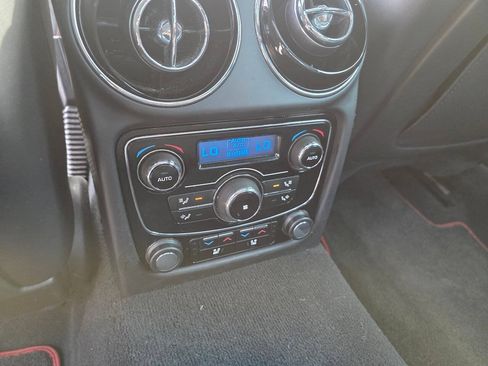 Used 2014 Jaguar XJ R LWB RWD image 23