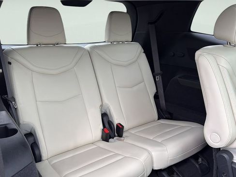 Used 2021 Cadillac XT6 Sport image 13