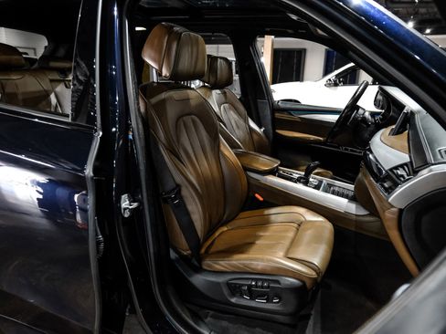 Used 2018 BMW X5 xDrive50i image 30