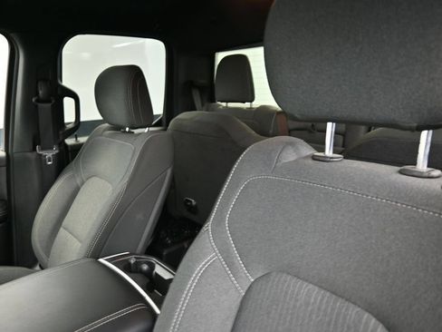 Used 2019 RAM 1500 Big Horn AWD/4WD image 15