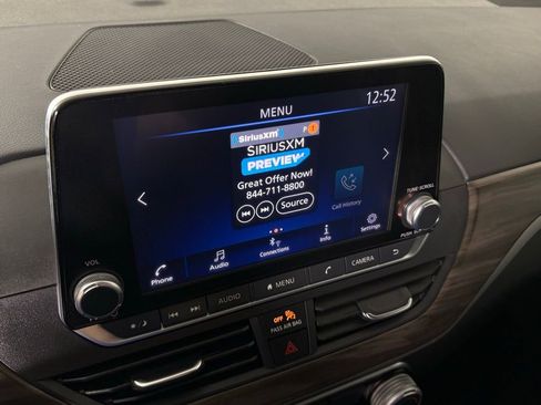 Used 2024 Nissan Altima 2.5 SV image 23