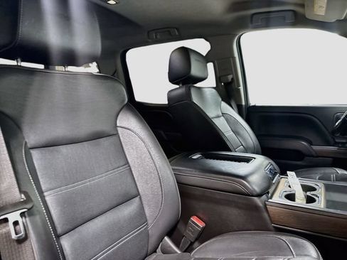 Used 2019 GMC Sierra 2500 Denali AWD/4WD image 22