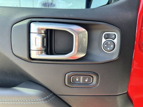 Used 2022 Jeep Wrangler Unlimited Rubicon 4xe w/ Cold Weather Group image 23