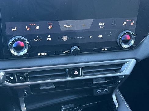 Used 2024 Lexus RX 350 AWD w/ Convenience Package image 20