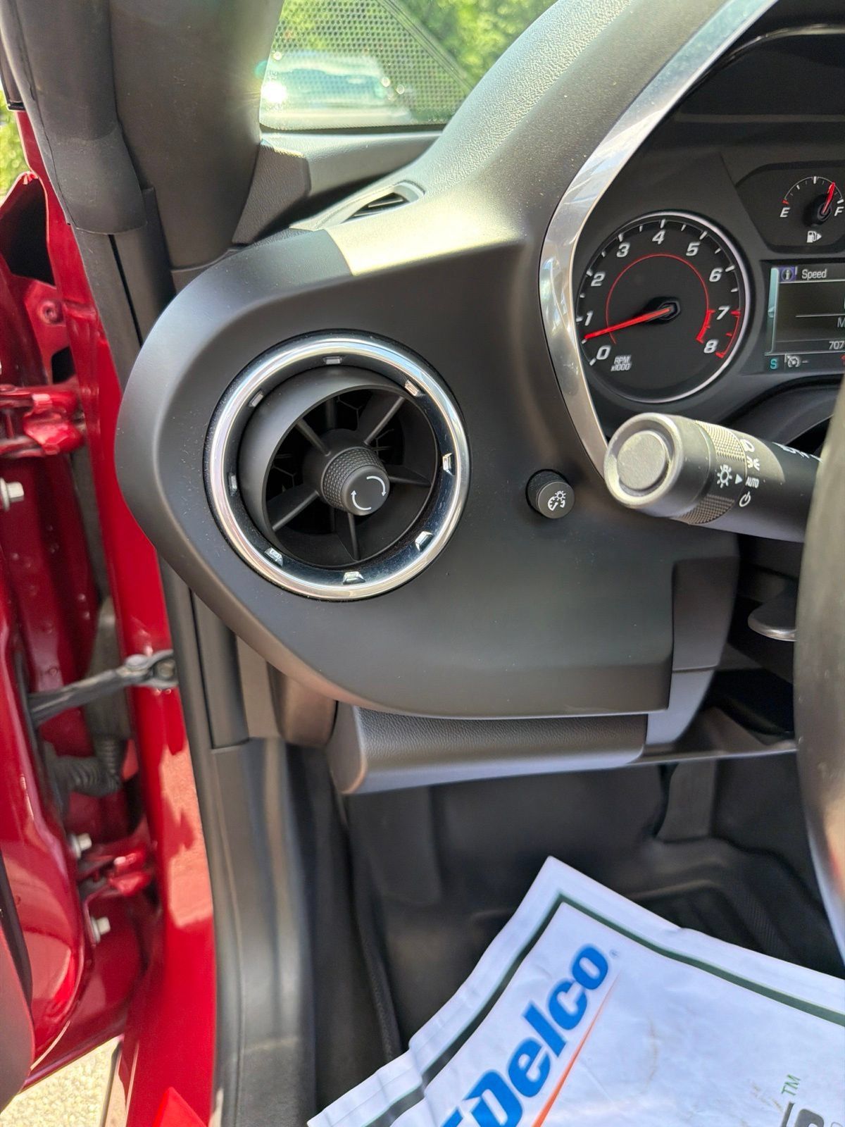 Used 2016 Chevrolet Camaro LT RWD image 13