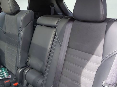 Used 2024 Mitsubishi Outlander SE AWD/4WD image 35