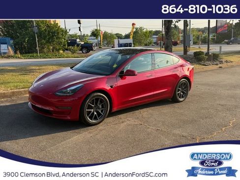 Used 2023 Tesla Model 3 Standard Range RWD image 1