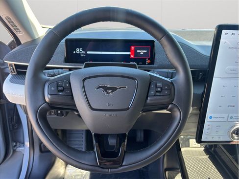 Used 2025 Ford Mustang Mach-E Premium RWD image 27