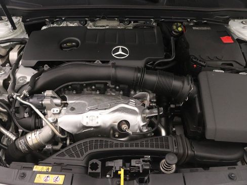 Used 2023 Mercedes-Benz CLA 250 image 24