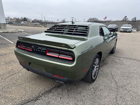 Used 2018 Dodge Challenger GT image 7