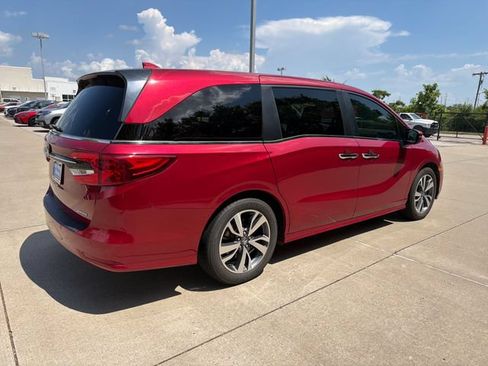 Used 2022 Honda Odyssey Touring image 5