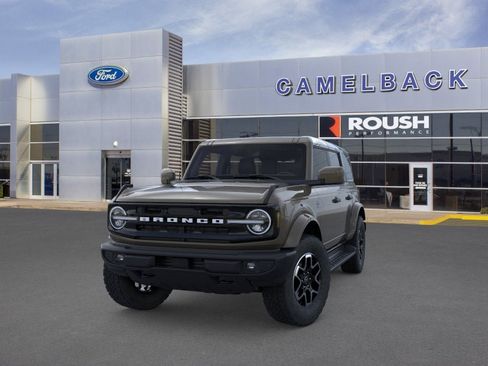 New 2026 Ford Bronco Outer Banks AWD/4WD image 2
