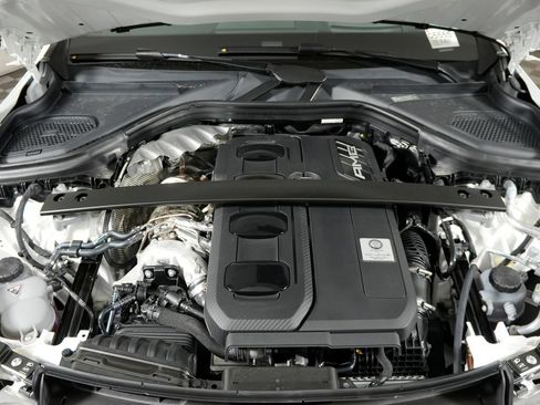 Certified 2026 Mercedes-Benz GLC 43 AMG 4MATIC image 32
