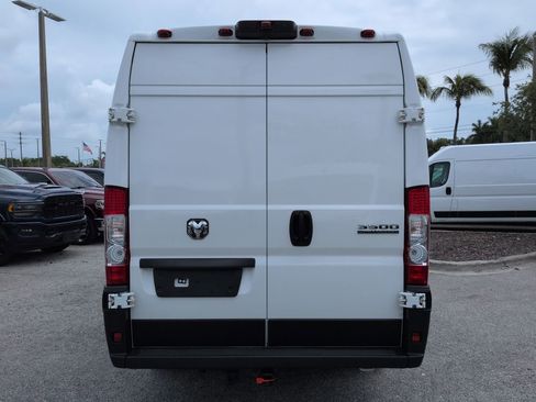 Used 2025 RAM ProMaster 3500 w/ Convenience Group FWD image 6