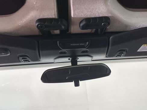 Used 2020 Jeep Wrangler Rubicon w/ Steel Bumper Group AWD/4WD image 35