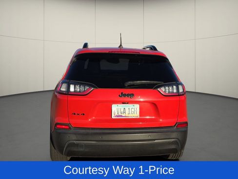 Used 2021 Jeep Cherokee Latitude Plus AWD/4WD image 8