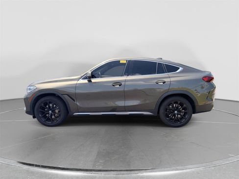 Used 2022 BMW X6 xDrive40i w/ Premium Package AWD/4WD image 2