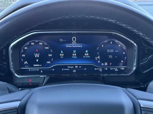 Used 2023 Chevrolet Silverado 1500 LT AWD/4WD image 16