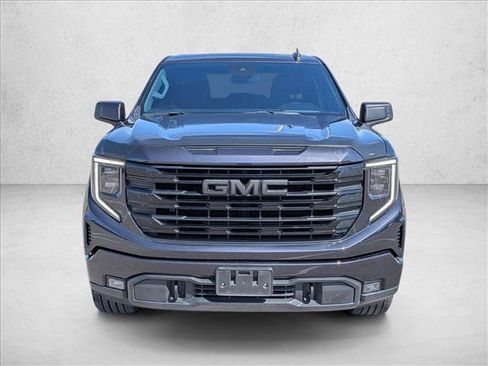 Used 2023 GMC Sierra 1500 Elevation image 2