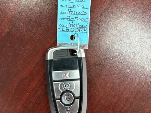 Used 2021 Ford Bronco Outer Banks w/ Sasquatch Package image 25