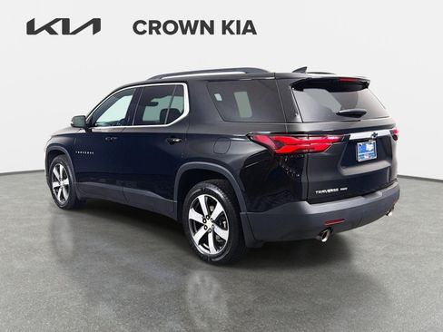 Used 2022 Chevrolet Traverse LT w/ LT Premium Package AWD/4WD image 8
