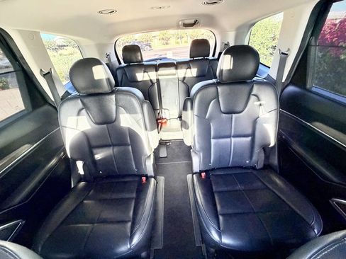 Used 2020 Kia Telluride EX w/ EX Premium Package FWD image 21