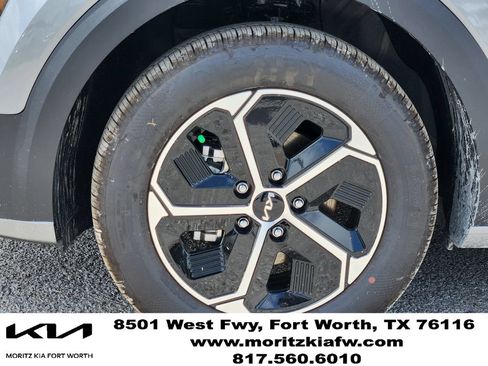 New 2026 Kia Niro LX FWD image 7