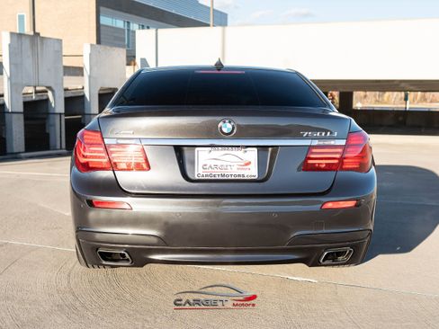 Used 2015 BMW 750Li xDrive image 6