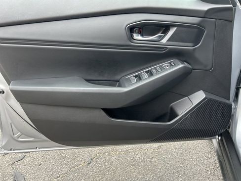 Used 2023 Honda Accord EX image 11