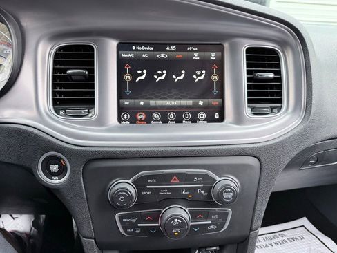 Used 2023 Dodge Charger R/T w/ Technology Group image 19