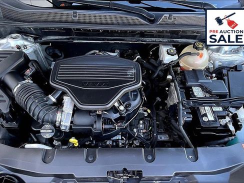 Used 2021 Chevrolet Blazer LT image 9