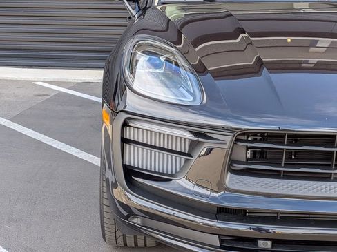 Certified 2026 Porsche Macan S AWD/4WD image 13