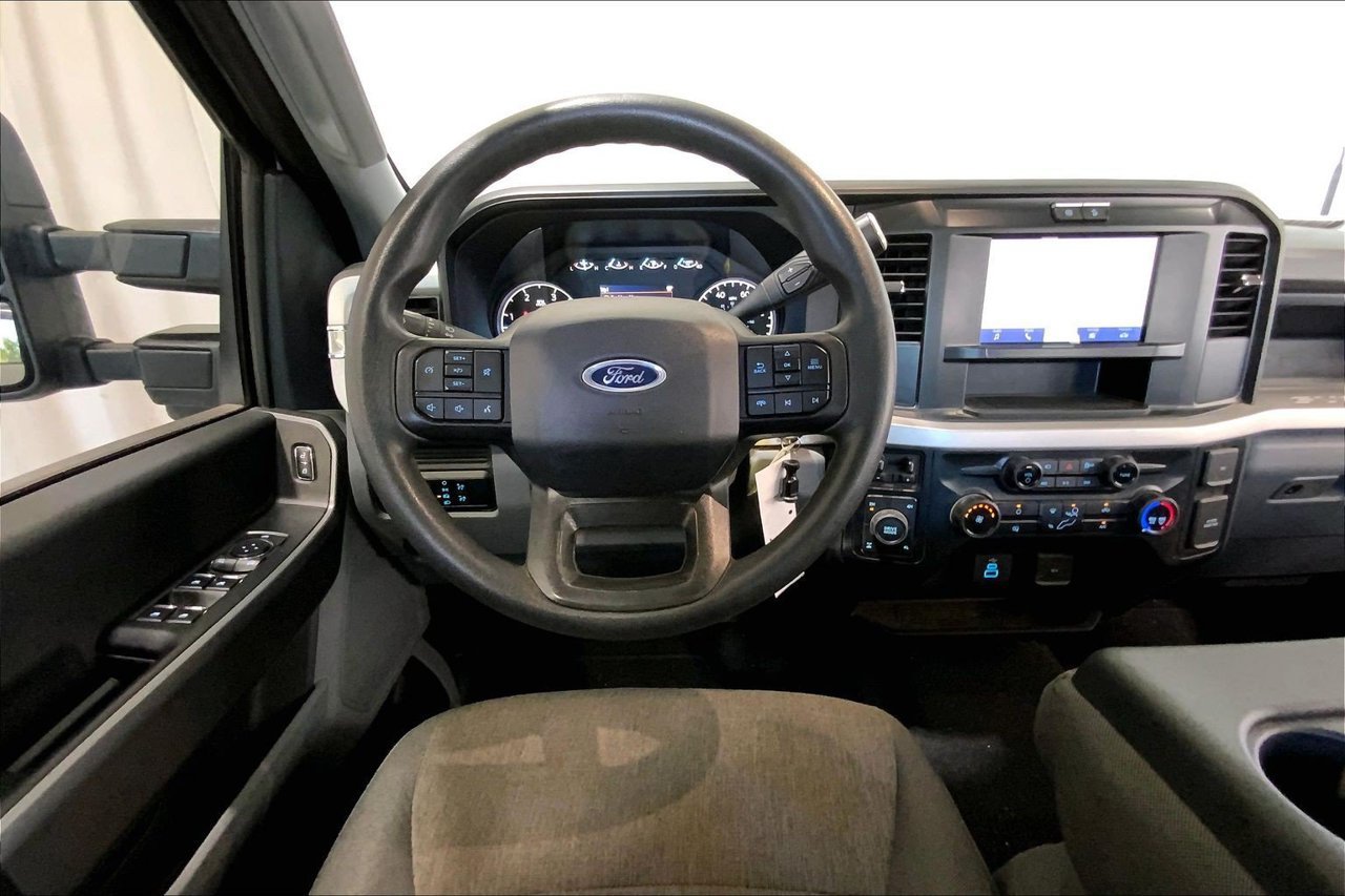 Used 2025 Ford F350 XL w/ STX Appearance Package AWD/4WD image 14