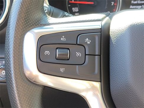 Used 2023 Chevrolet Blazer LT image 29