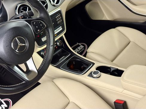 Used 2019 Mercedes-Benz GLA 250 image 29