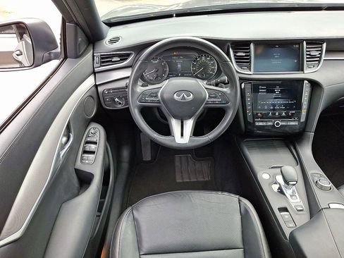 Used 2022 INFINITI QX50 Luxe w/ Appearance Package image 12