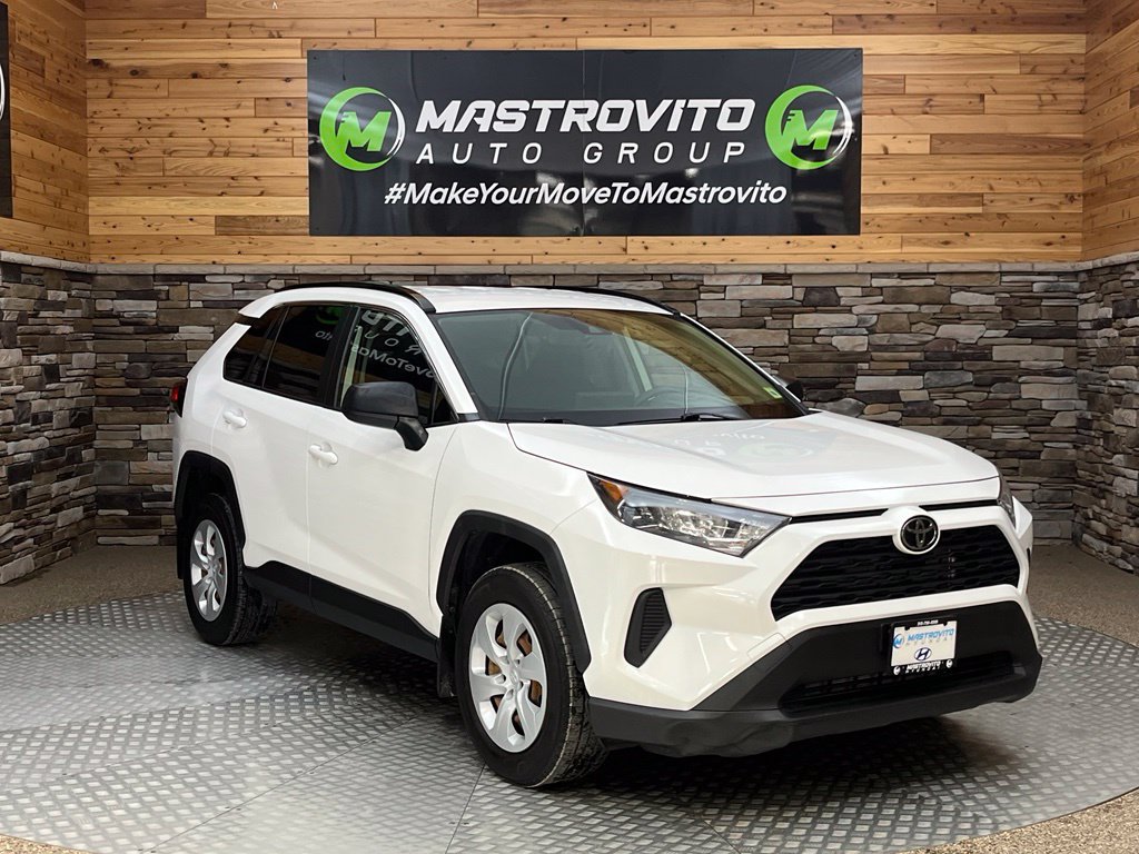 Used 2019 Toyota RAV4 LE w/ All Weather Liner Package AWD/4WD image 4