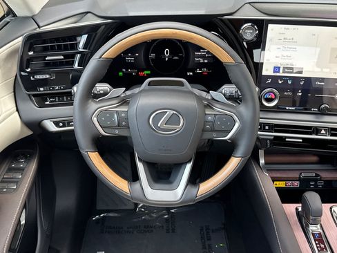 New 2026 Lexus RX 450h AWD w/ Convenience Package image 15