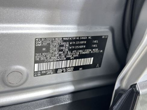 Used 2023 Toyota RAV4 SE AWD/4WD image 34