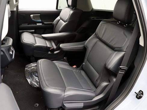 New 2025 Ford Expedition Platinum w/ Driver's Package image 11